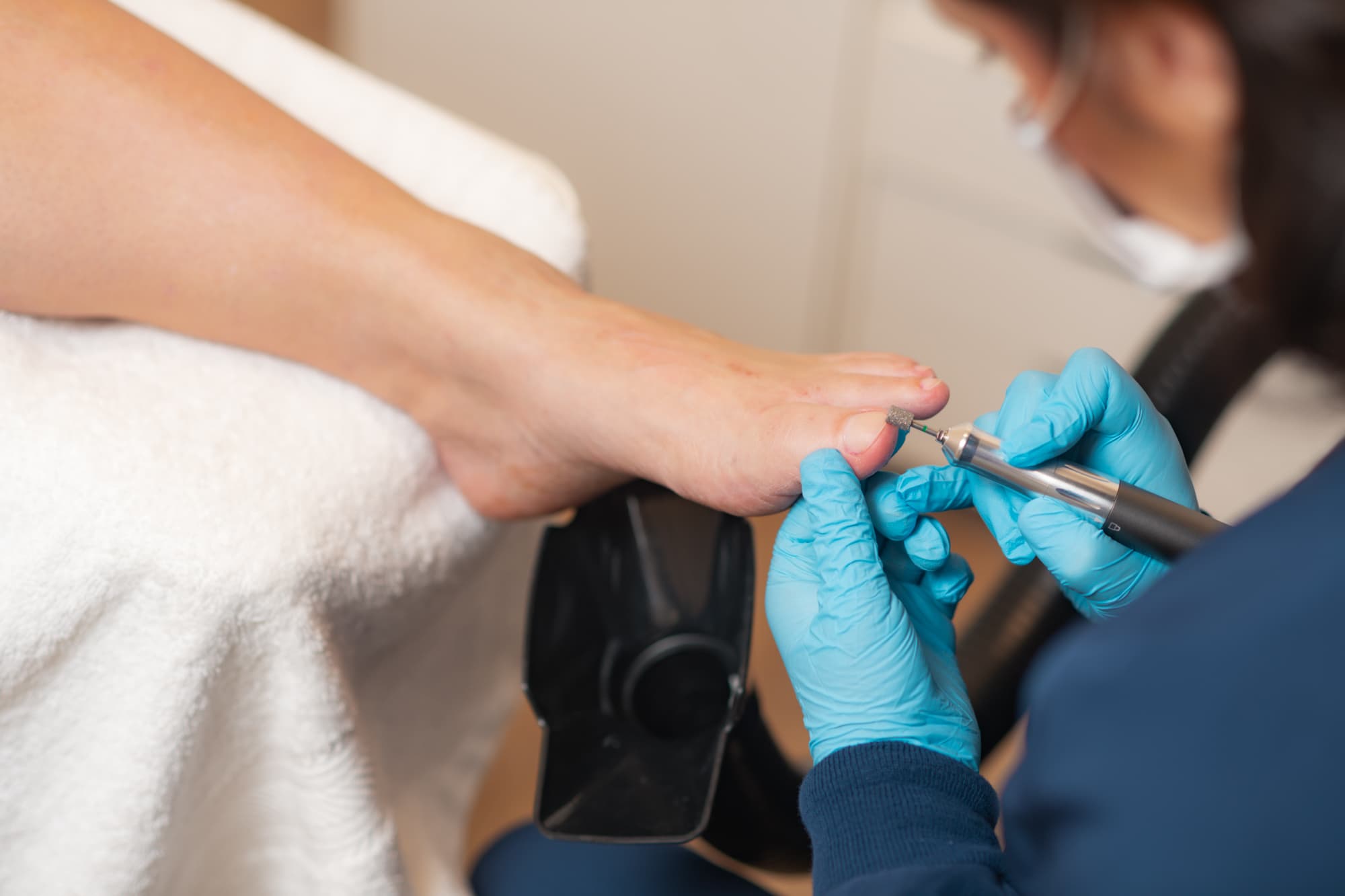 Waterless nailcare
